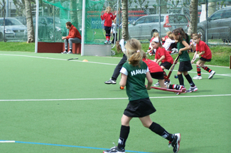 Erfolgreiches Turnier für die 1. THC Mädchen D